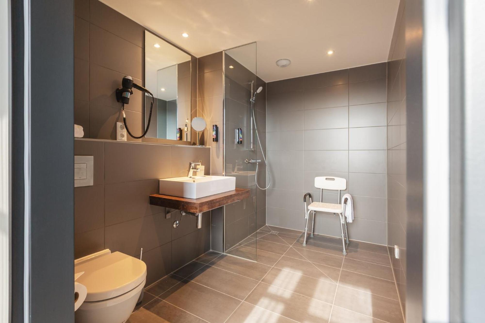 Holiday Inn - The Niu, Bricks Hamburg Eppendorf By Ihg Экстерьер фото